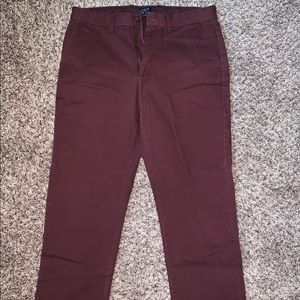 J. Crew Sutton Fit Maroon Chinos | Size: 32W x 34L